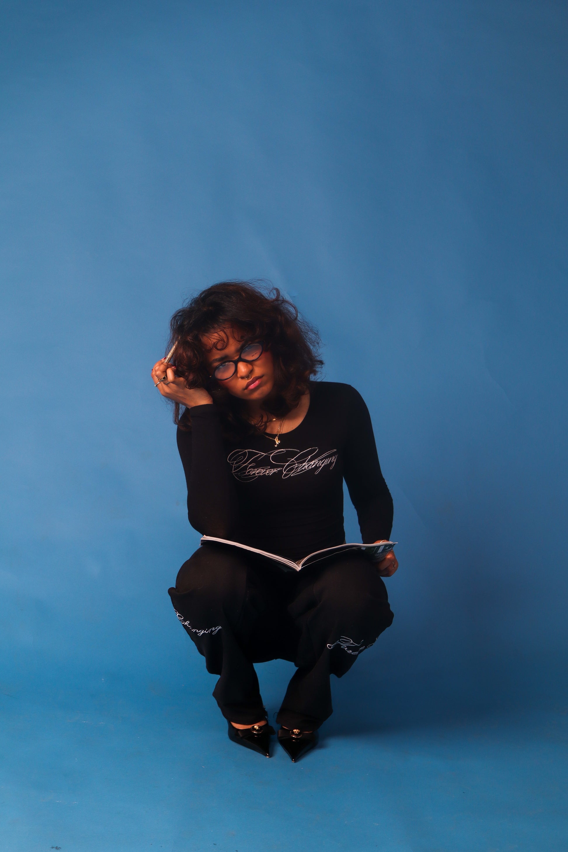 a.2) Scrip tee (Women’s)