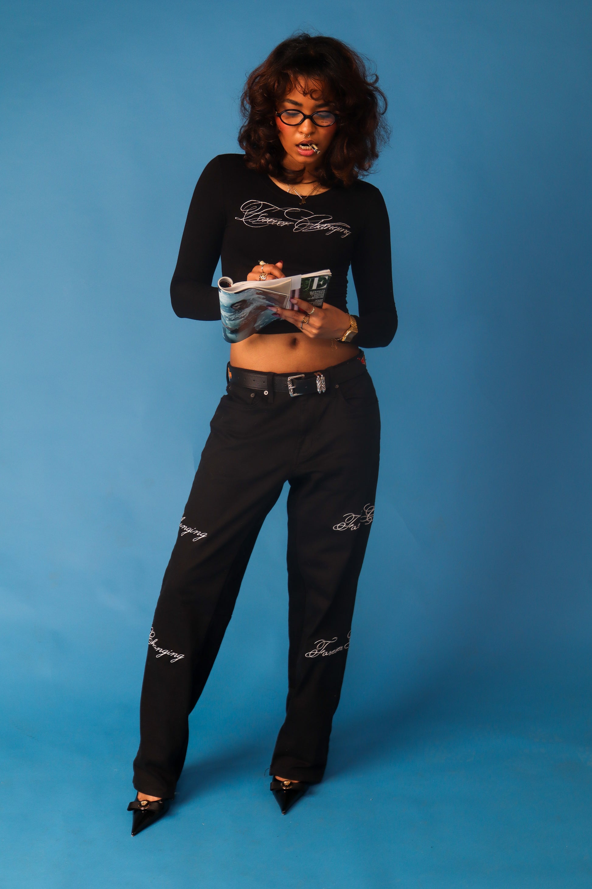 a.2) Scrip tee (Women’s)