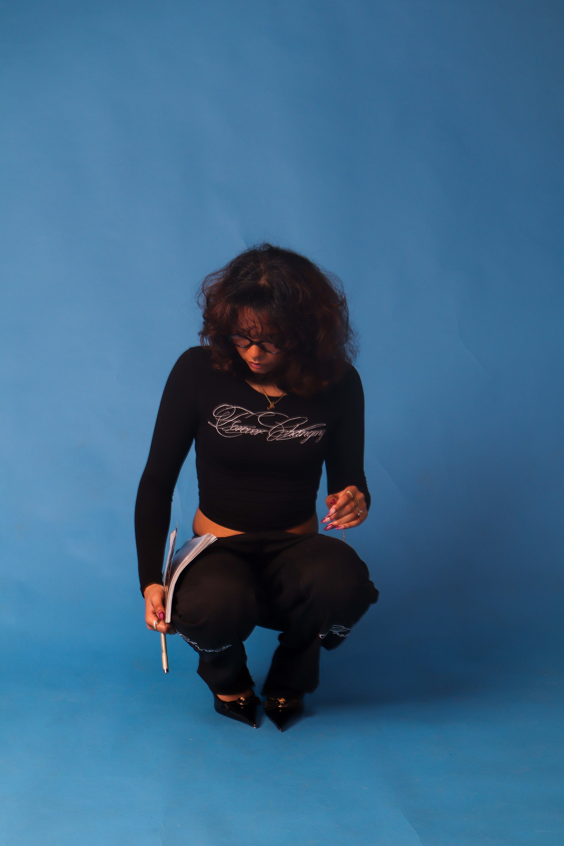 a.2) Scrip tee (Women’s)